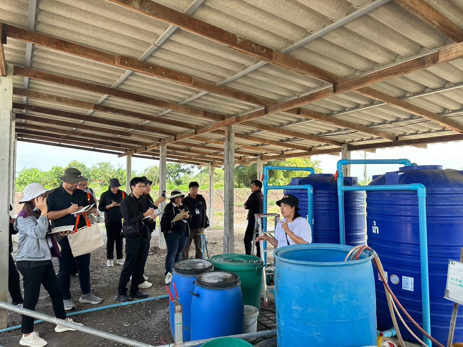 title - เข้าร่วมรับการอบรมโครงการฝึกอบรม หลักสูตร นักบริหารการปฏิรูปที่ดินเพื่อเกษตรกรรมระดับต้น (นปต.) รุ่นที่8